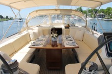 Yacht SEJAA -  Cockpit